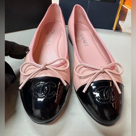 CHANEL Pink Ballet Flats - Picture 1 of 4